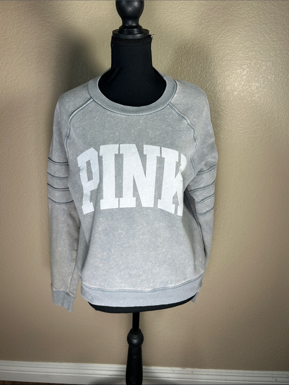 Victoria’s Secret PINK Light Gray Crewneck Sweatshirt White Logo Small